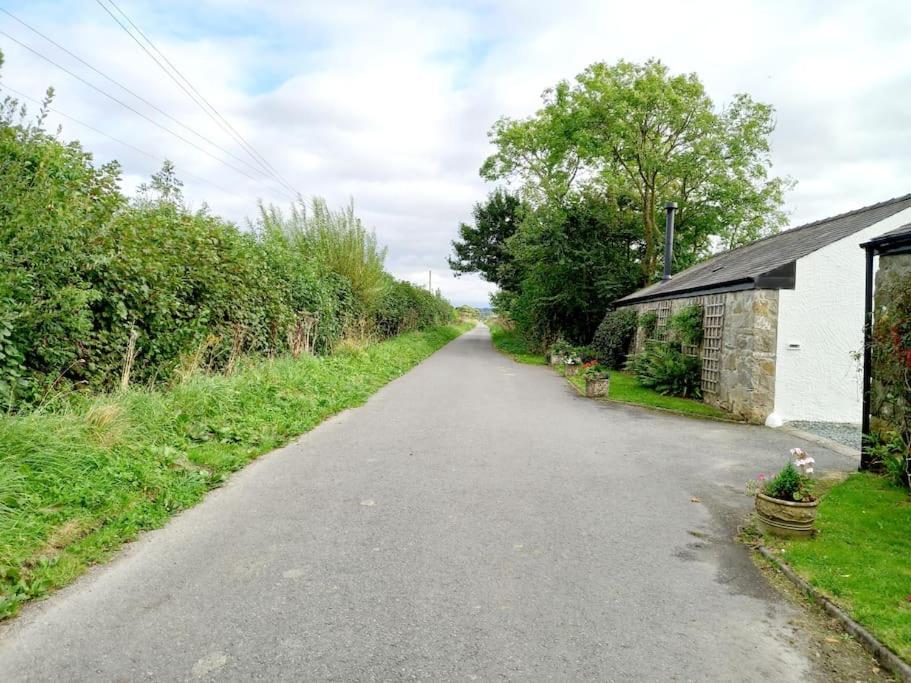 Rhos Y Bel Cottage Angelsey Llangadwaladr  Zewnętrze zdjęcie
