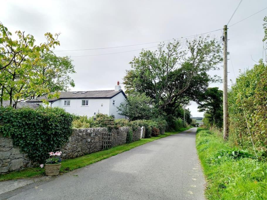 Rhos Y Bel Cottage Angelsey Llangadwaladr  Zewnętrze zdjęcie