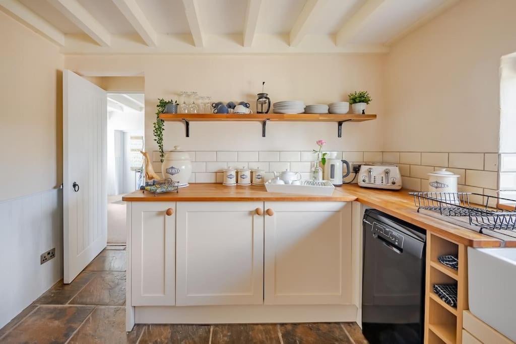 Rhos Y Bel Cottage Angelsey Llangadwaladr  Zewnętrze zdjęcie