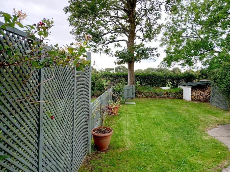 Rhos Y Bel Cottage Angelsey Llangadwaladr  Zewnętrze zdjęcie